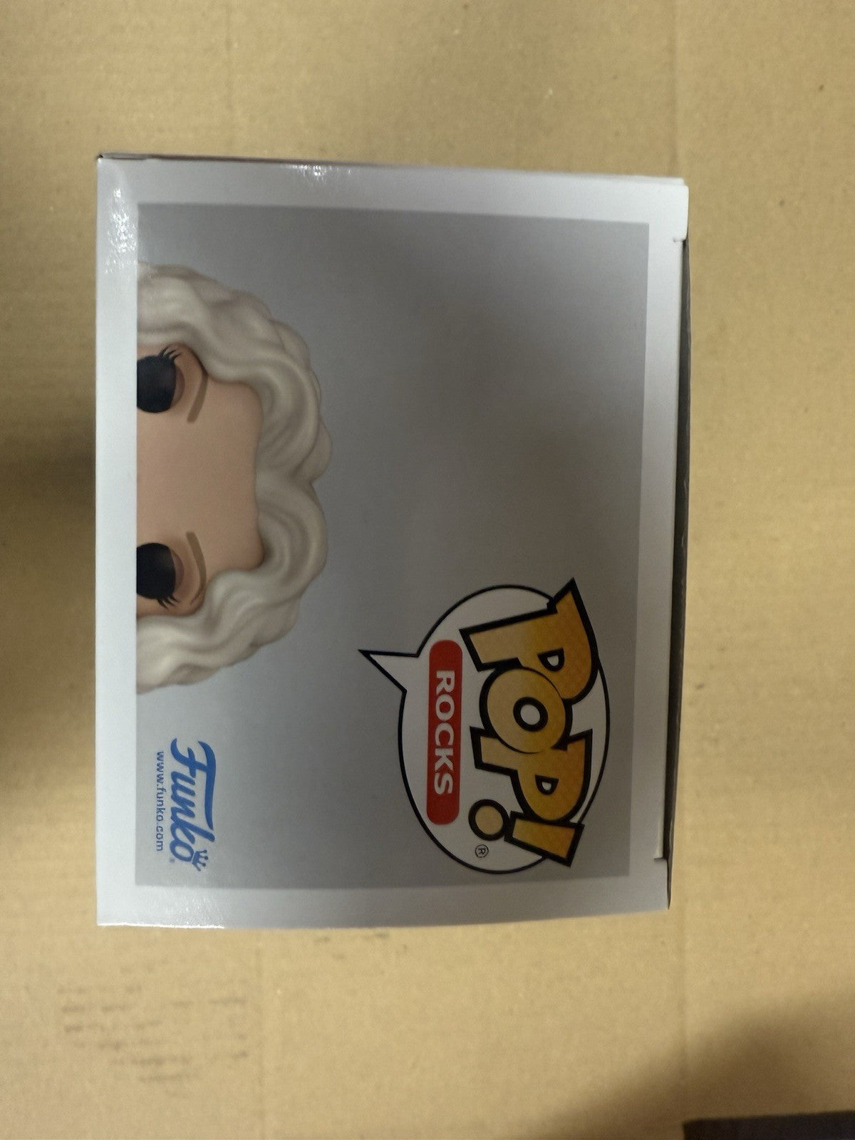 NEW! Funko Pop Rocks Shakira Wherever/Whenever Vinyl Figure #357