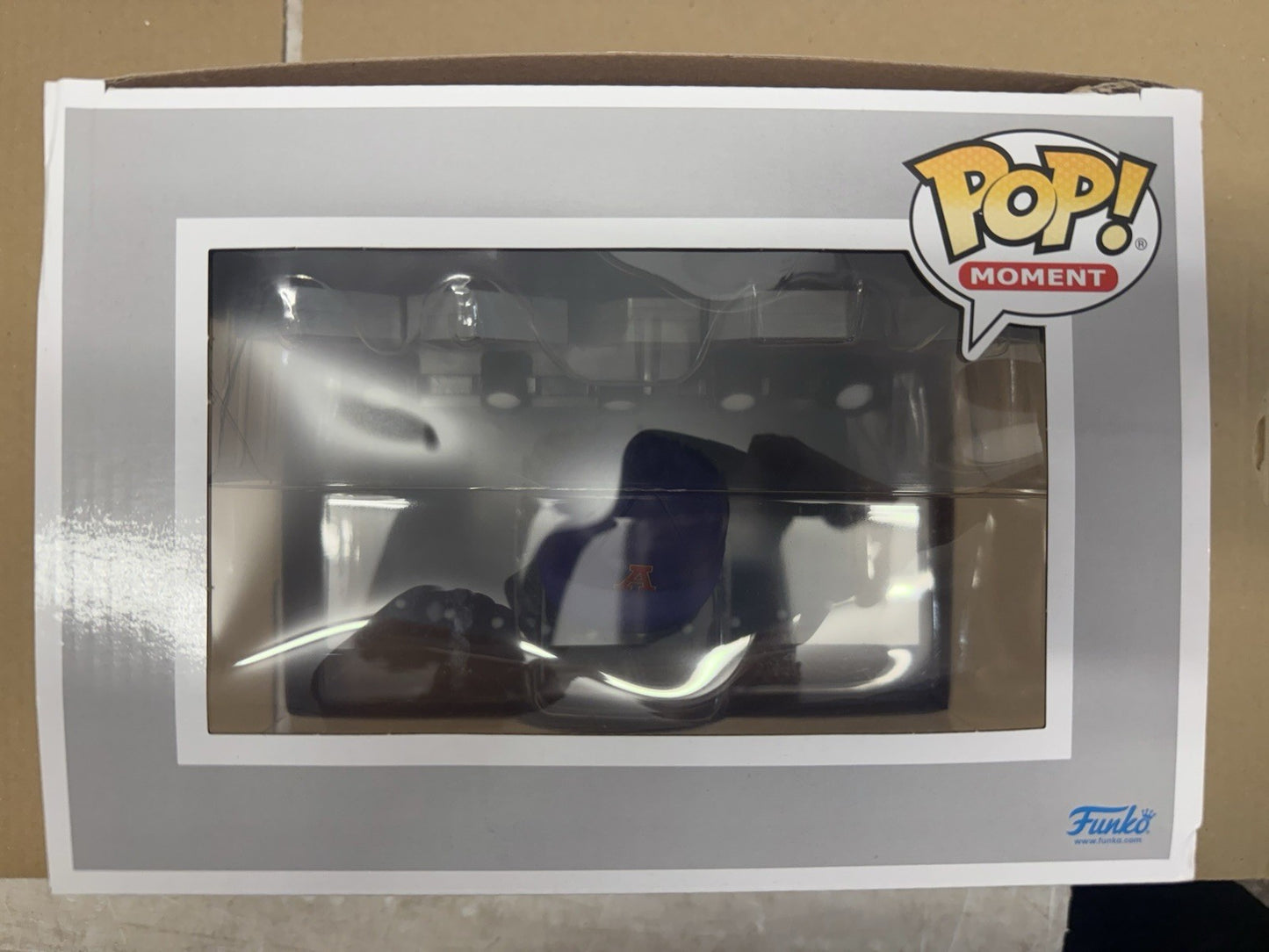 Funko AC/DC Angus Young Dancing on Stage Figure Set Pop 415 Damaged Box. (A1)