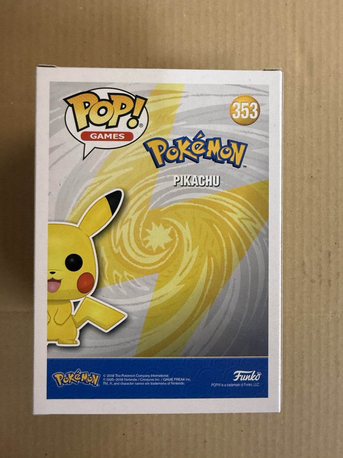 Funko Pop! Games Pokemon Pikachu #353 Special Edition Vinyl Figure.  A2