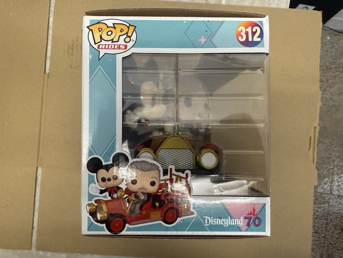 Funko Pop Disney Mickey And Walt On Fire Engine Disneyland 70th 322 Damaged  A2
