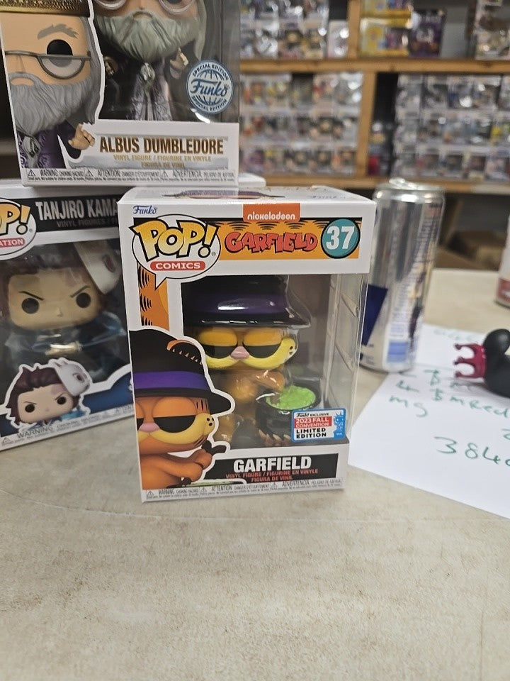 Funko Pop! Garfield with Cauldron #37 - 2023 NYCC Fall Convention